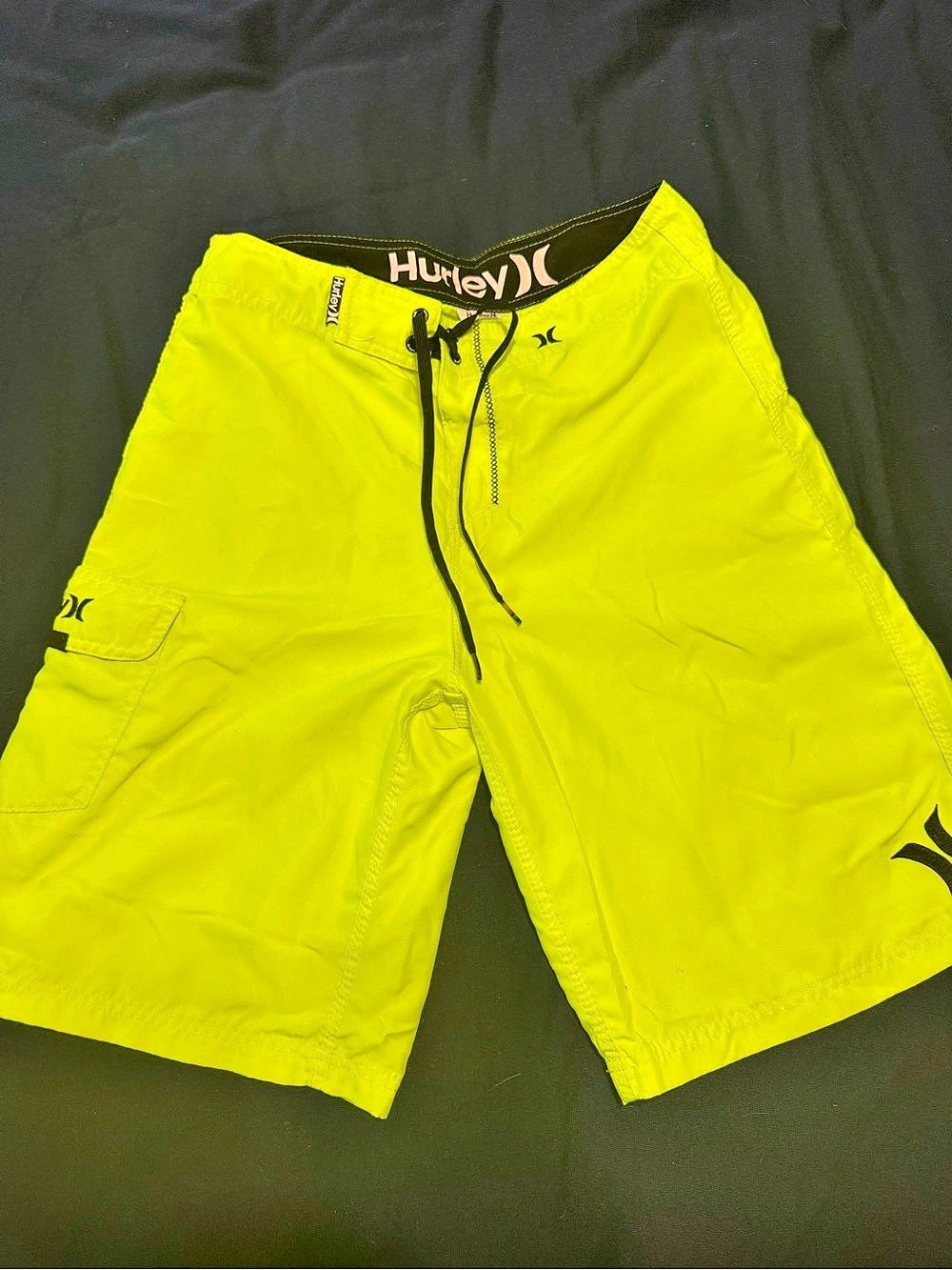 Hurley Phantom Board Shorts in Yellow Size 30 Like New